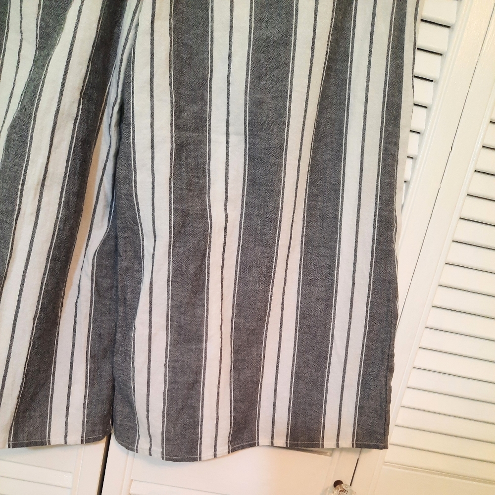Gianni Bini strapless striped crop palazzo jumpsuit romper small *C1 - Picture 8 of 8